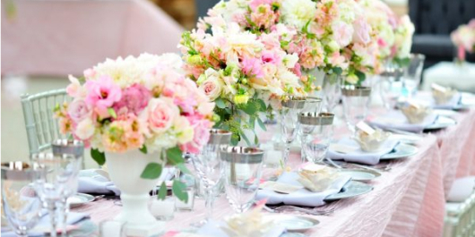 Trang trí tiệc hoa