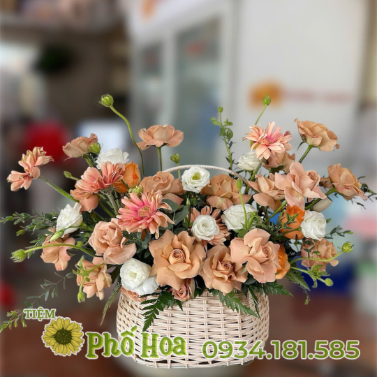 Giỏ hoa tặng 