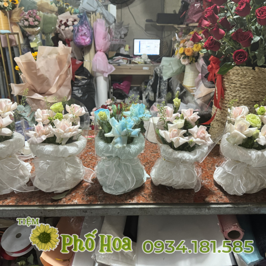 Bó nhỏ vừa tông cam hồng