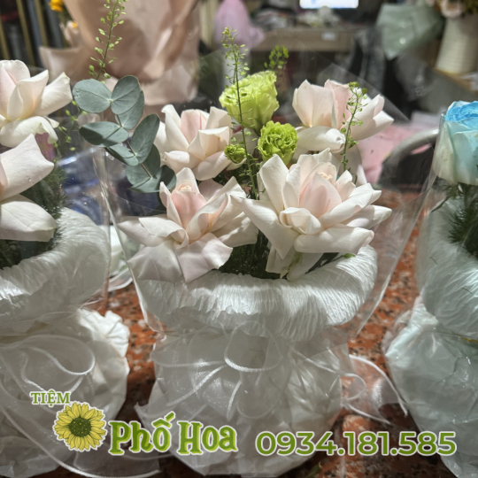 Bó nhỏ vừa tông cam hồng