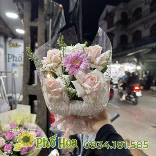 Bó nhỏ vừa tông hồng