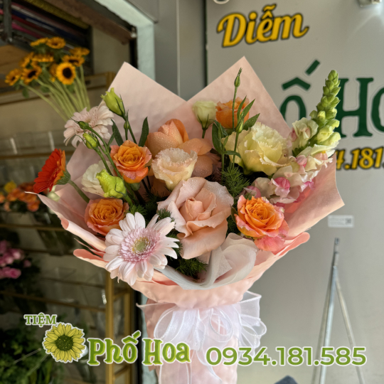 Bó hồng xanh mix tú cầu - sói
