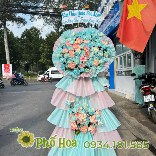 Kệ Hoa Chúc Mừng - ms 111